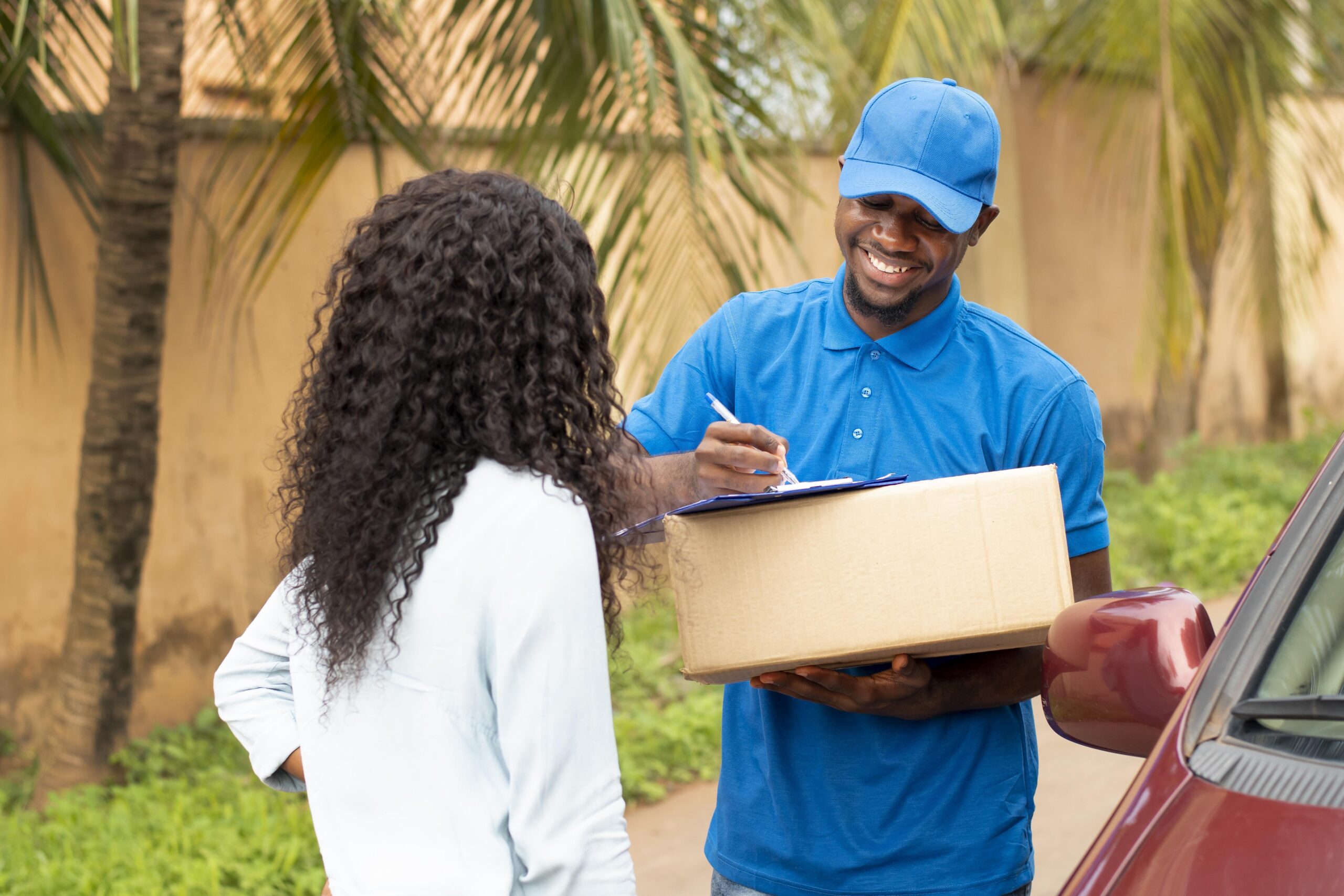 HM Couriers delivery service